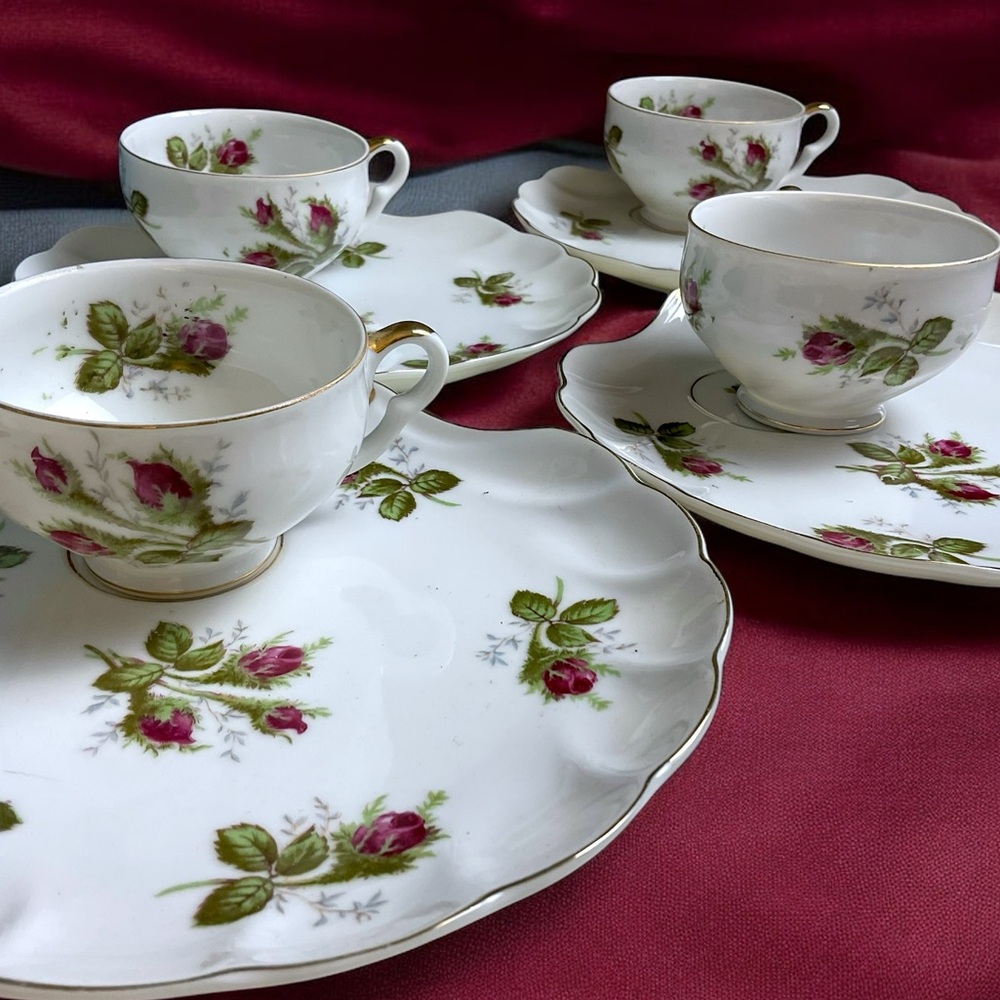 🌺Rare Vintage Saji Porcelain Set